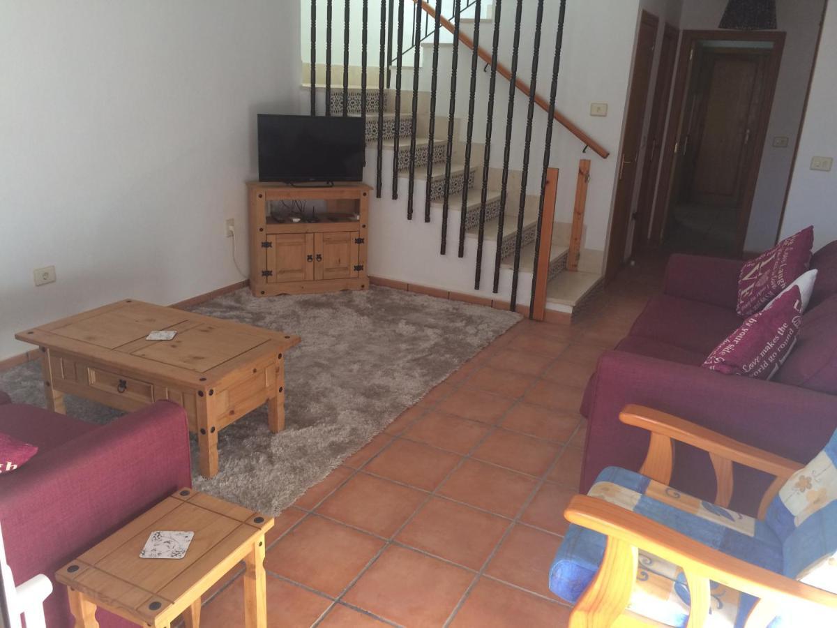 Puerto De Mazarron Large House With Roof Terrace & Sea Views-5 Guests Have 3 Bedrooms & 1 To 4 Guests Have 2 Bedrooms Eksteriør bilde